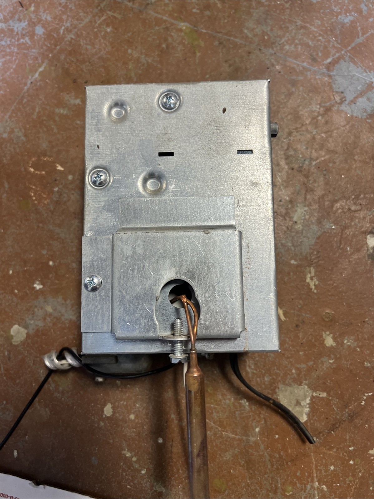 Honeywell L8148J1009 Aquastat Relay
