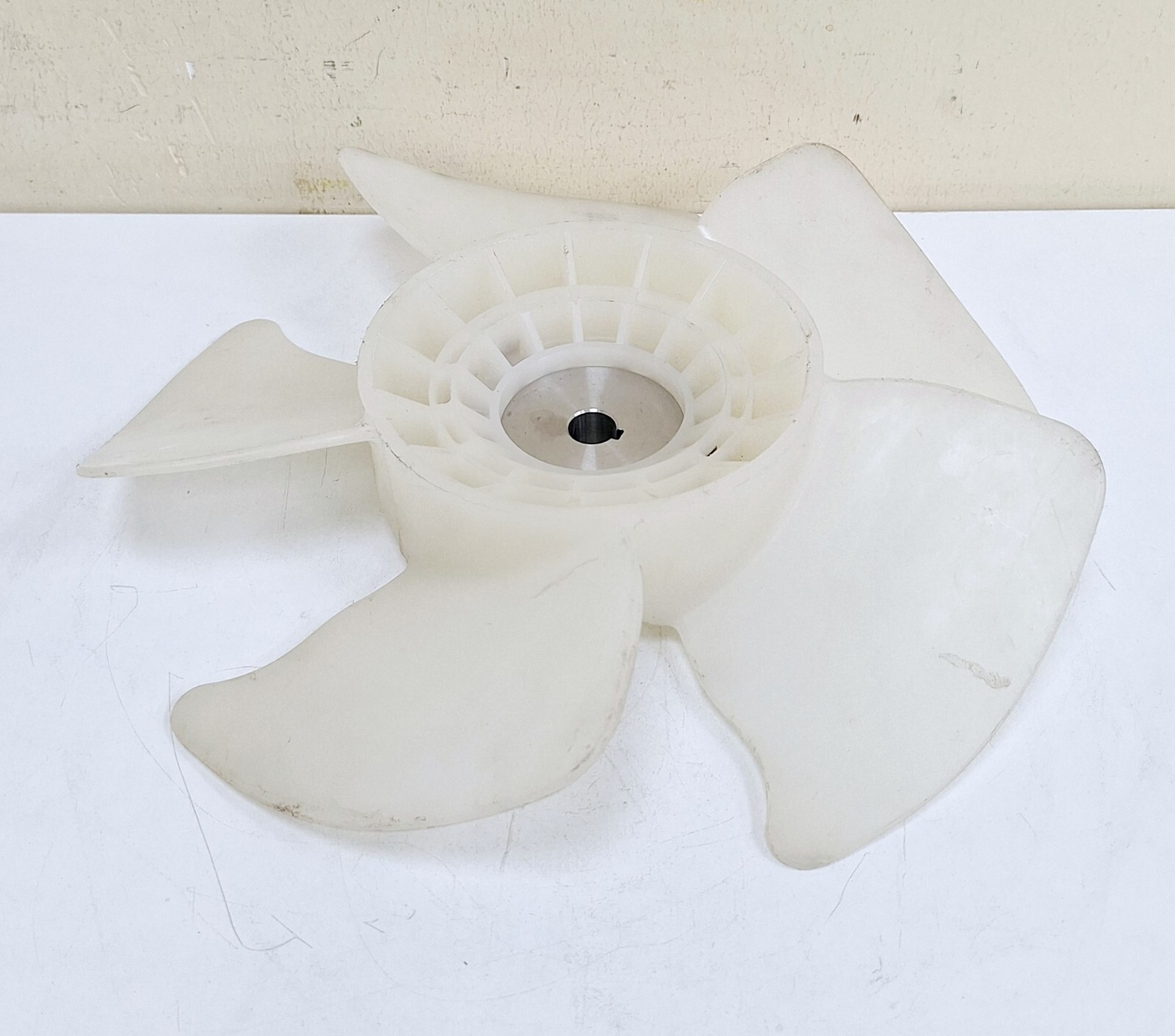 Daikin P32P11F Axial Fan Propeller