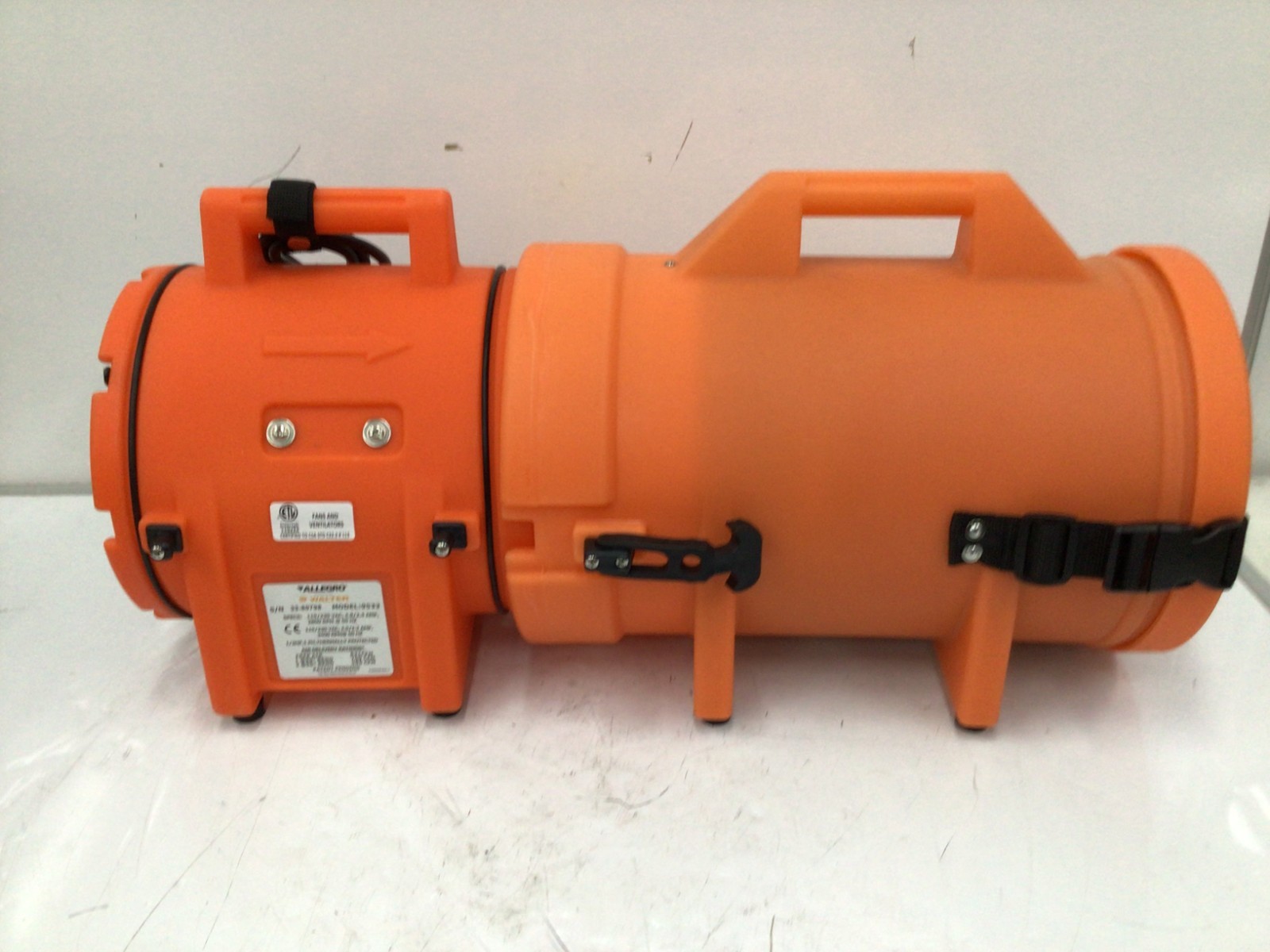 Allegro 9533-15 8″ Compaxial AC Plastic Blower with Canister & 15ft Duct