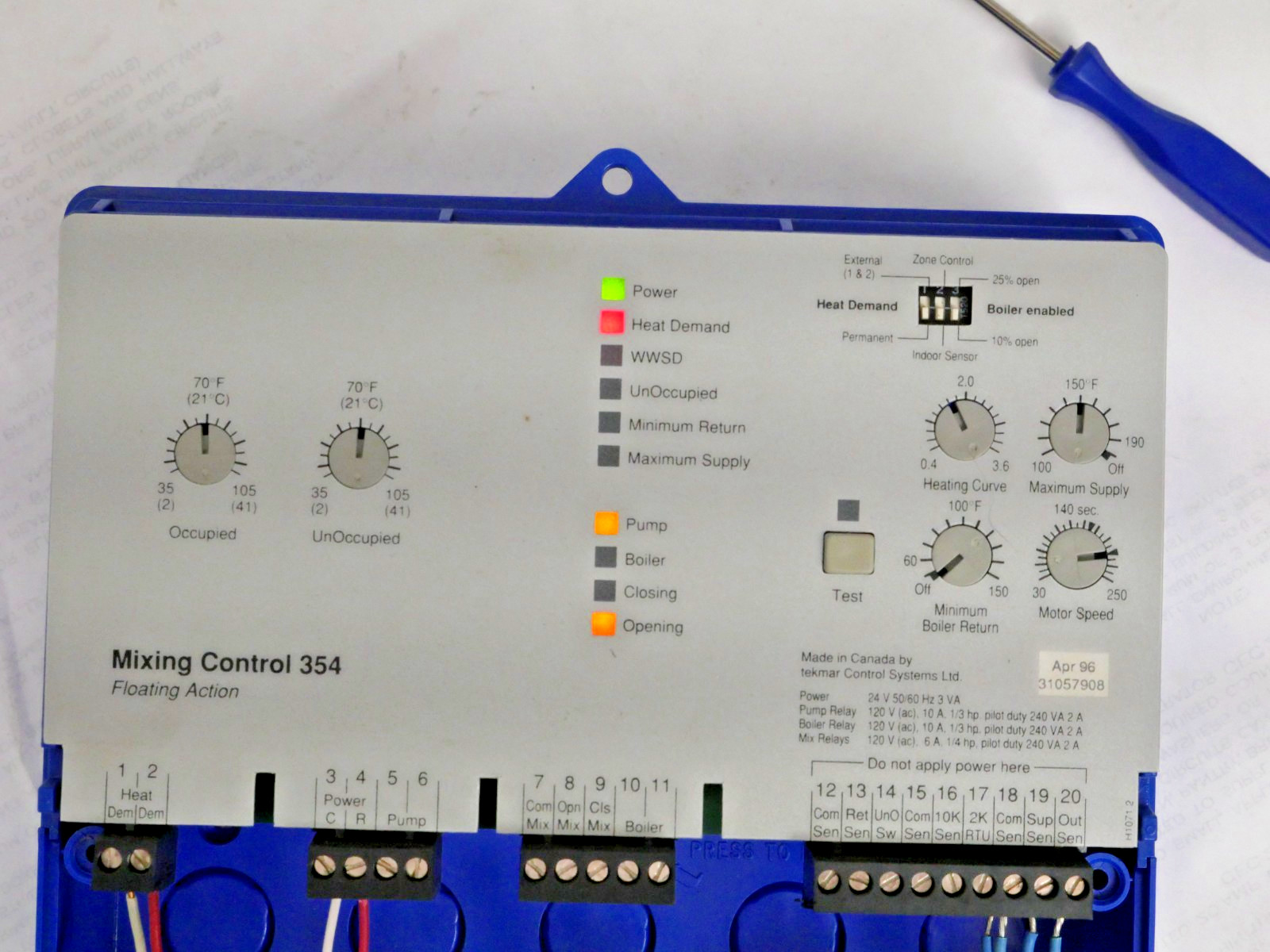 Tekmar 354 Outdoor Reset Mixing Control USED FOR PARTS