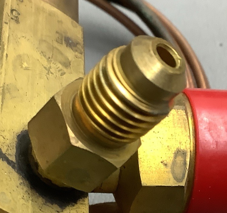 Sporlan SVE-5-CP100 1/2×5/8 SAE Flare Thermostatic Valve (b137)