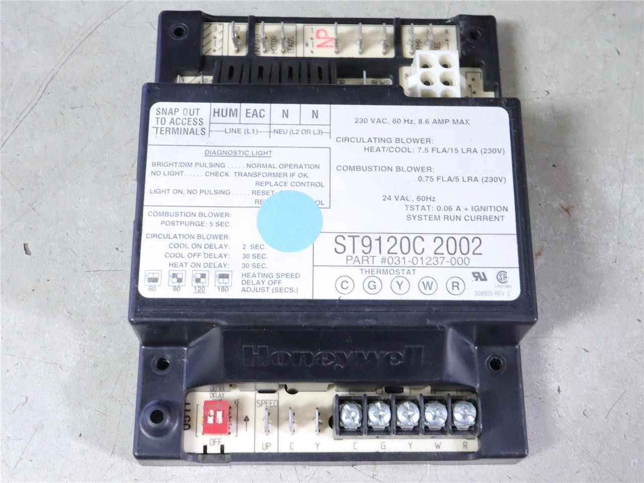 Honeywell ST9120C2002 Furnace Control Circuit Board 031-01237-000