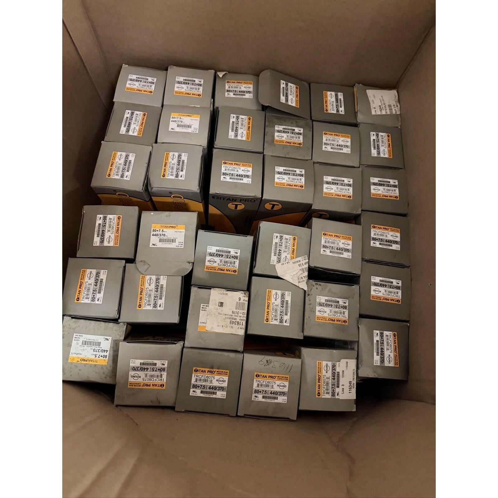 Titan Pro TRCFD8075 Dual Run Capacitor 80+7.5 MFD 440/370V Round Lot （18）