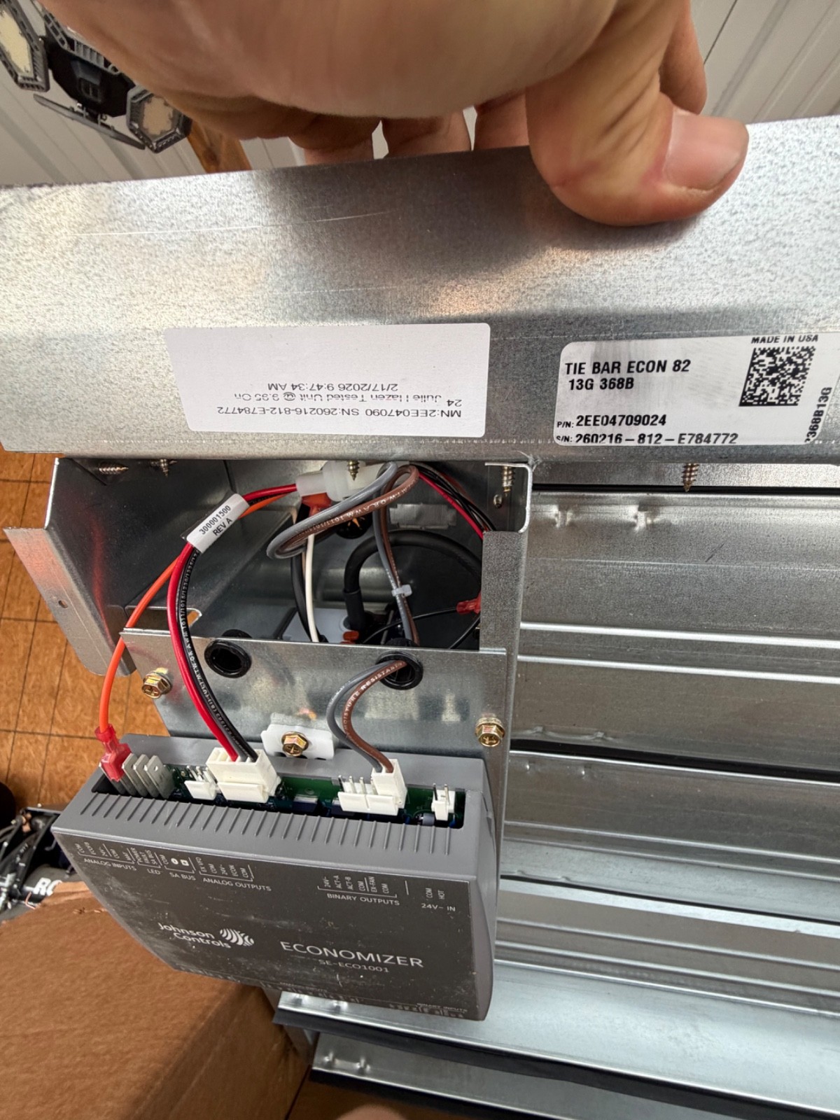 ruskin econ 82 economizer assembly -johnson controls se-eco1001