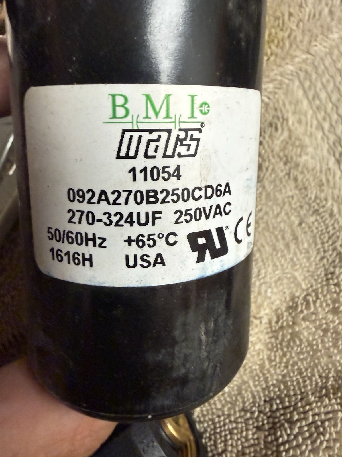 BMG MARS 11054 Motor Start Capacitor 270-324 UF 250 VAC MPN 092A270B250CD6A