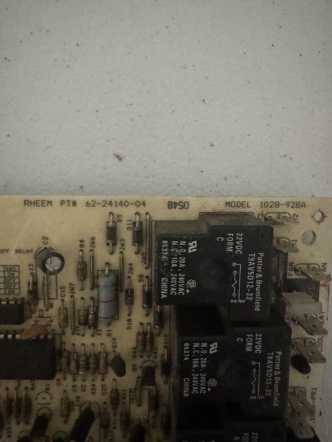 Rheem Ruud 62-24140-04 Spark Ignition Control Circuit Board 1028-928A