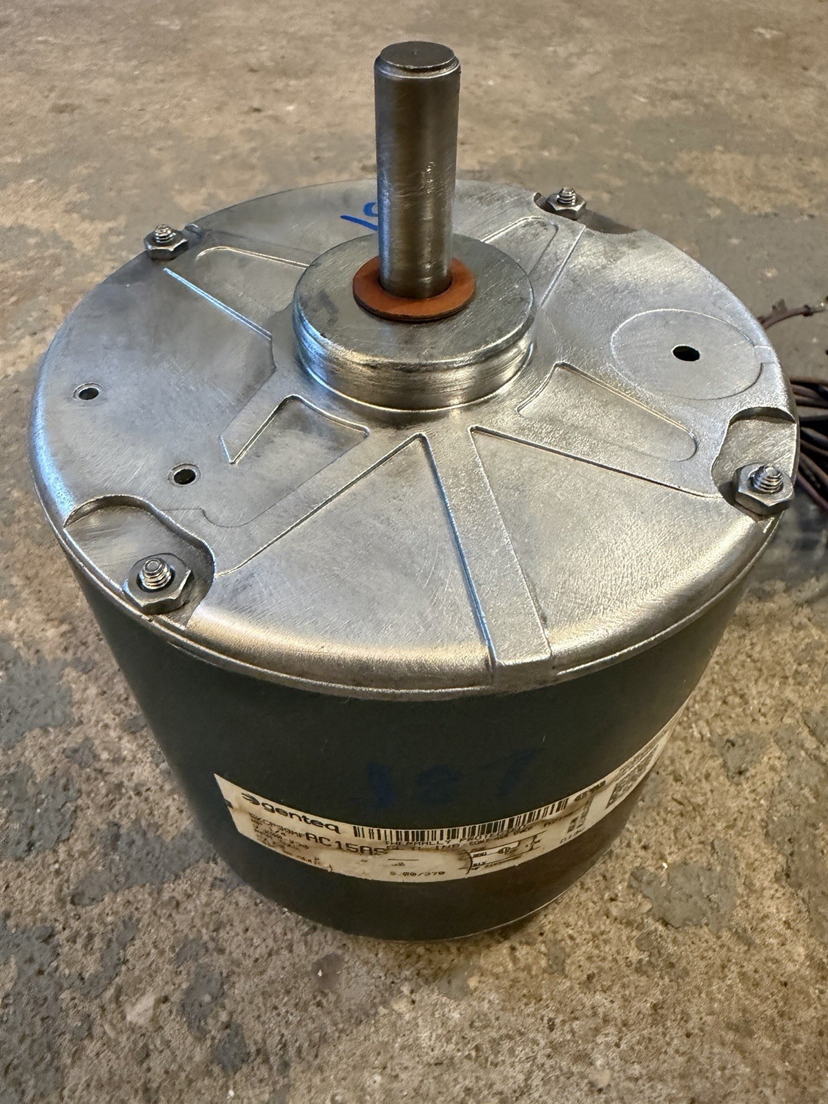 Trane D154846P01 OEM 5KCP39MFAC15AS fan Motor 1/4hp LOW USE. Same day Shipping