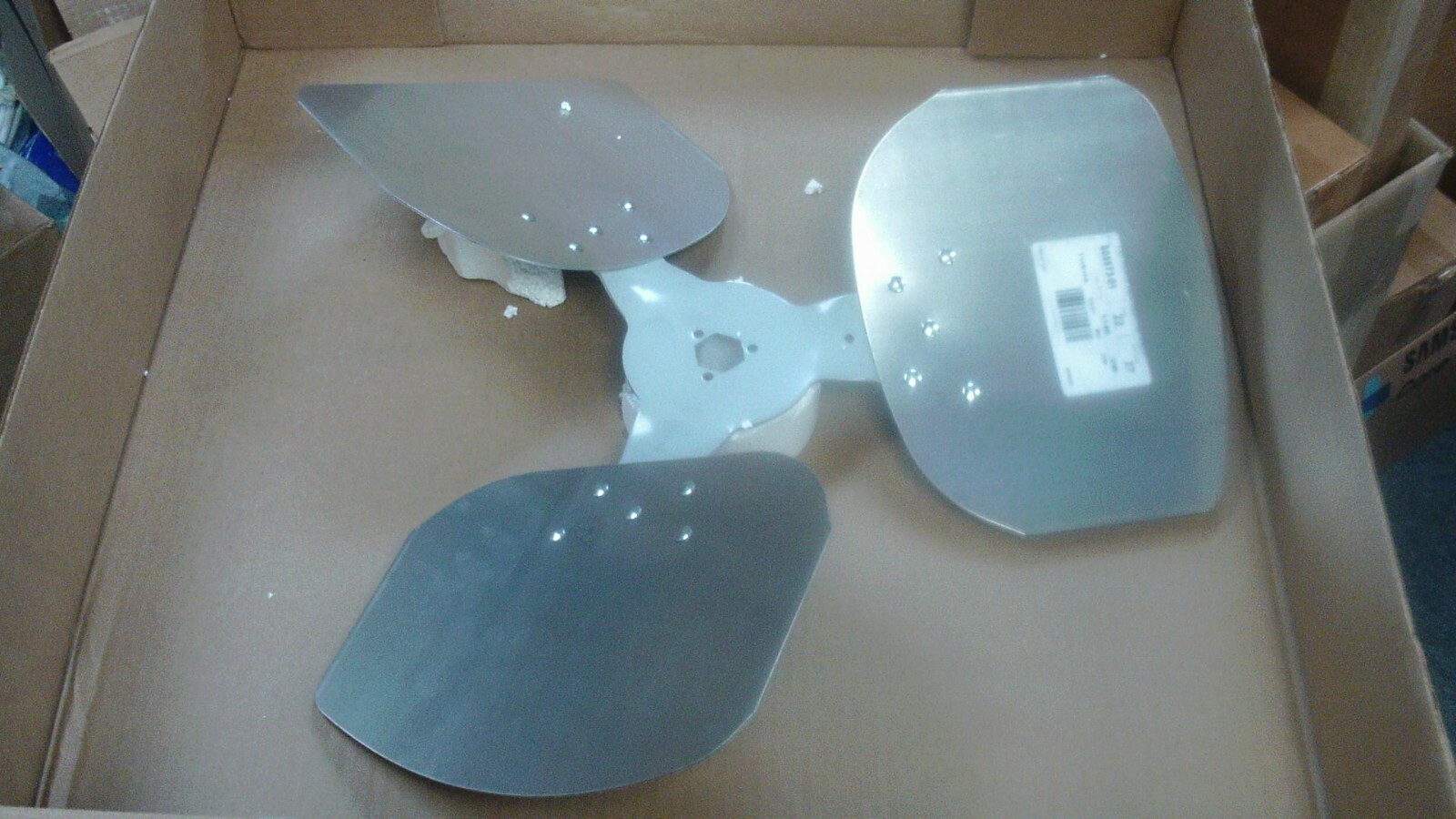 Lau Universal Replacement Fan Blade 60557301