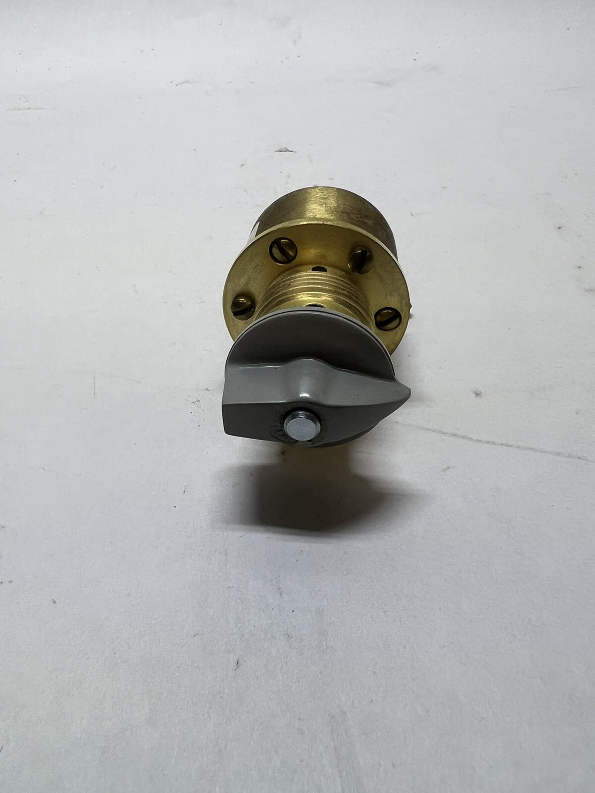Siemens 151-143 – Bleed-Type Positioning Switch “Modified Plastic Switch”
