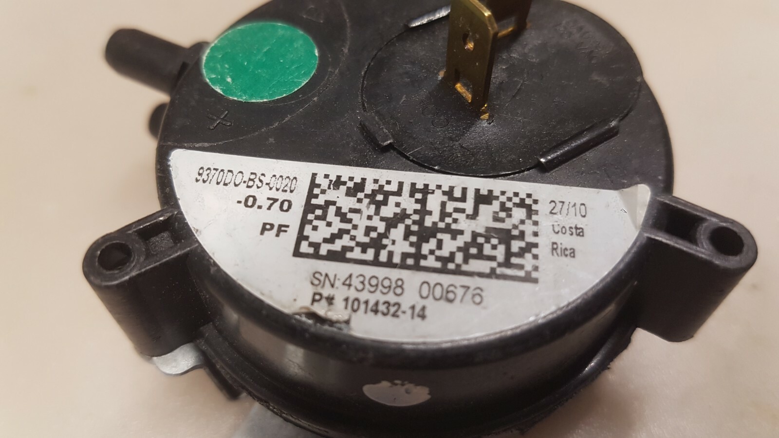 Armstrong Air 101432-14 Pressure Switch -0.70″