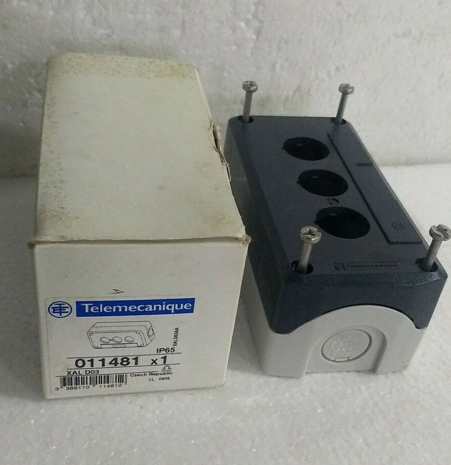 Telemechanique XAL D03 – IP65 – 011481 x 1 – Czech Republic