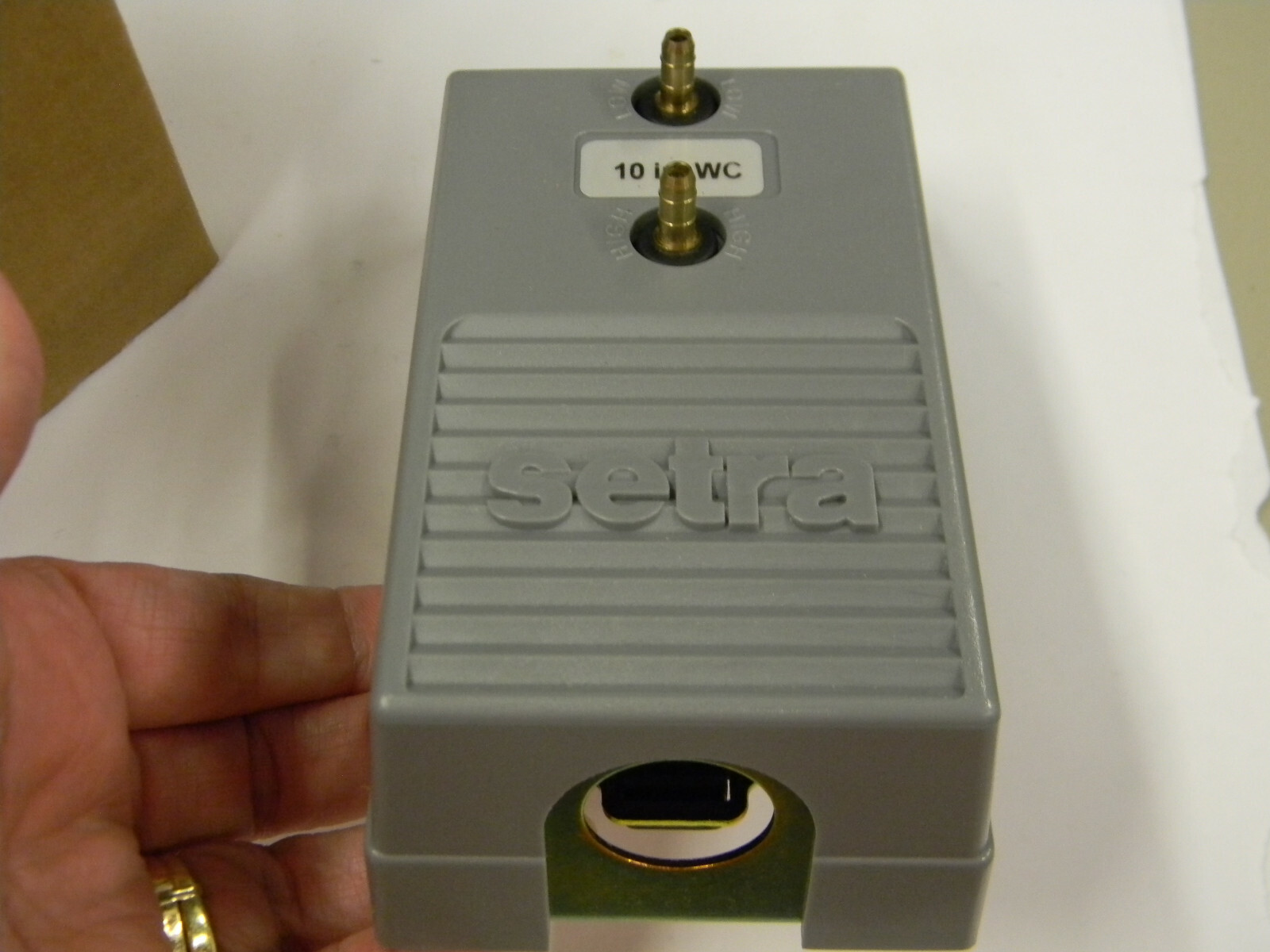 New Setra 2641010WD2DA1D Pressure Transmitter Model 264 C5