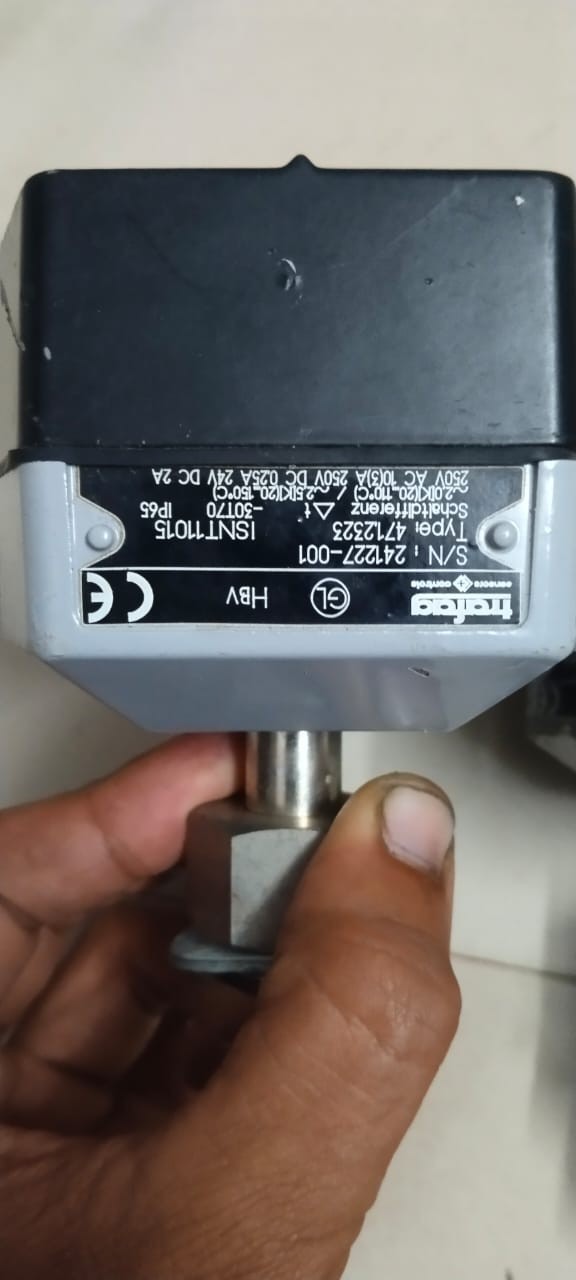 Trafag 471.2323 Geyser Thermostat Isnt11011 250V Ac 15(1.25)A Ip65 – Used