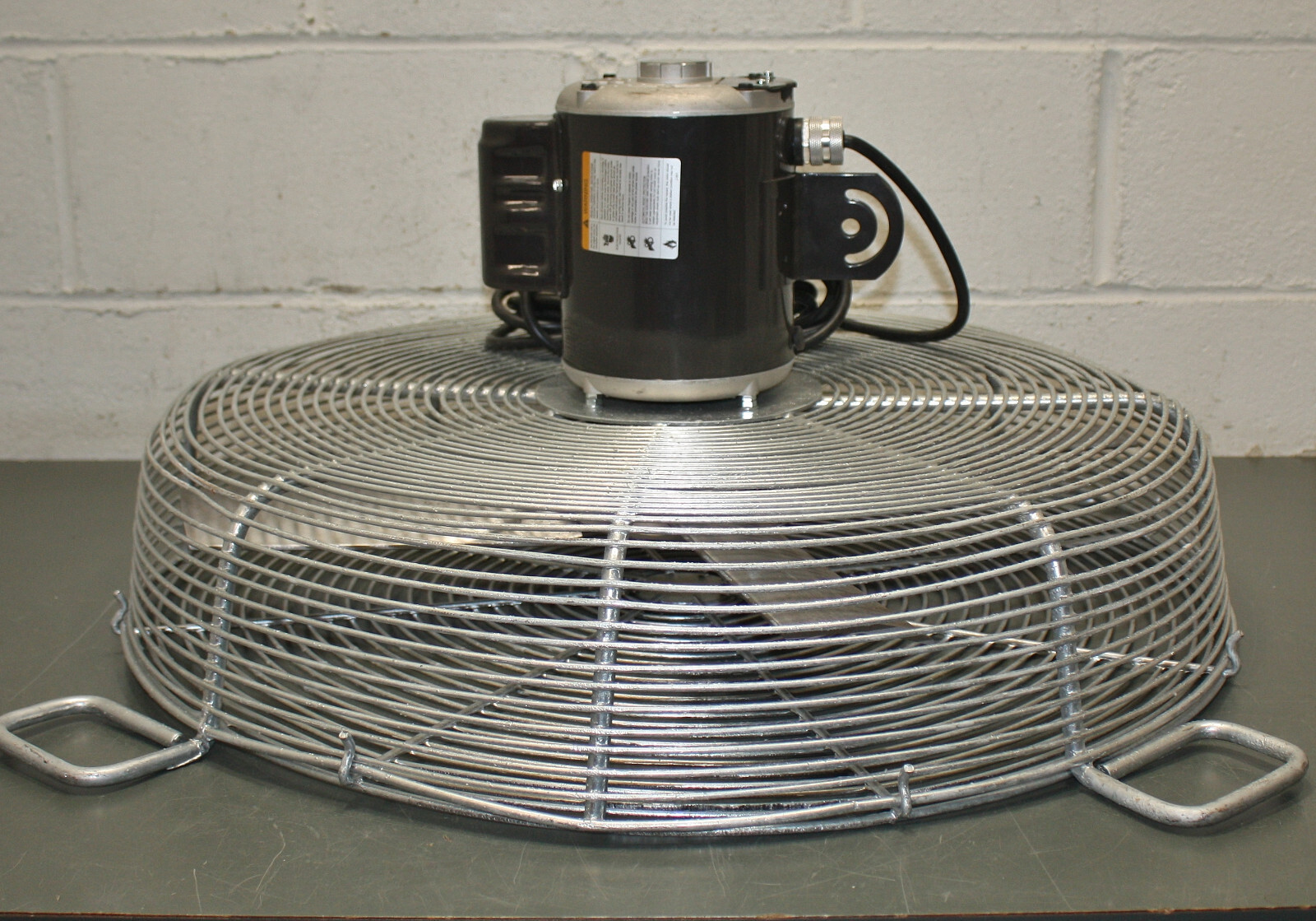 Dayton Transformer Cooling Fan 2ATX8, 24″ Blade, 115/230V AC, 1/2HP, Guard Mount