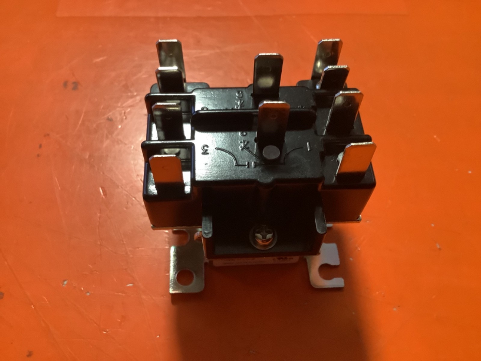 90-340 Switching Fan Relay DPDT 24 Volt Coil also replaces Honeywell R8222D1014