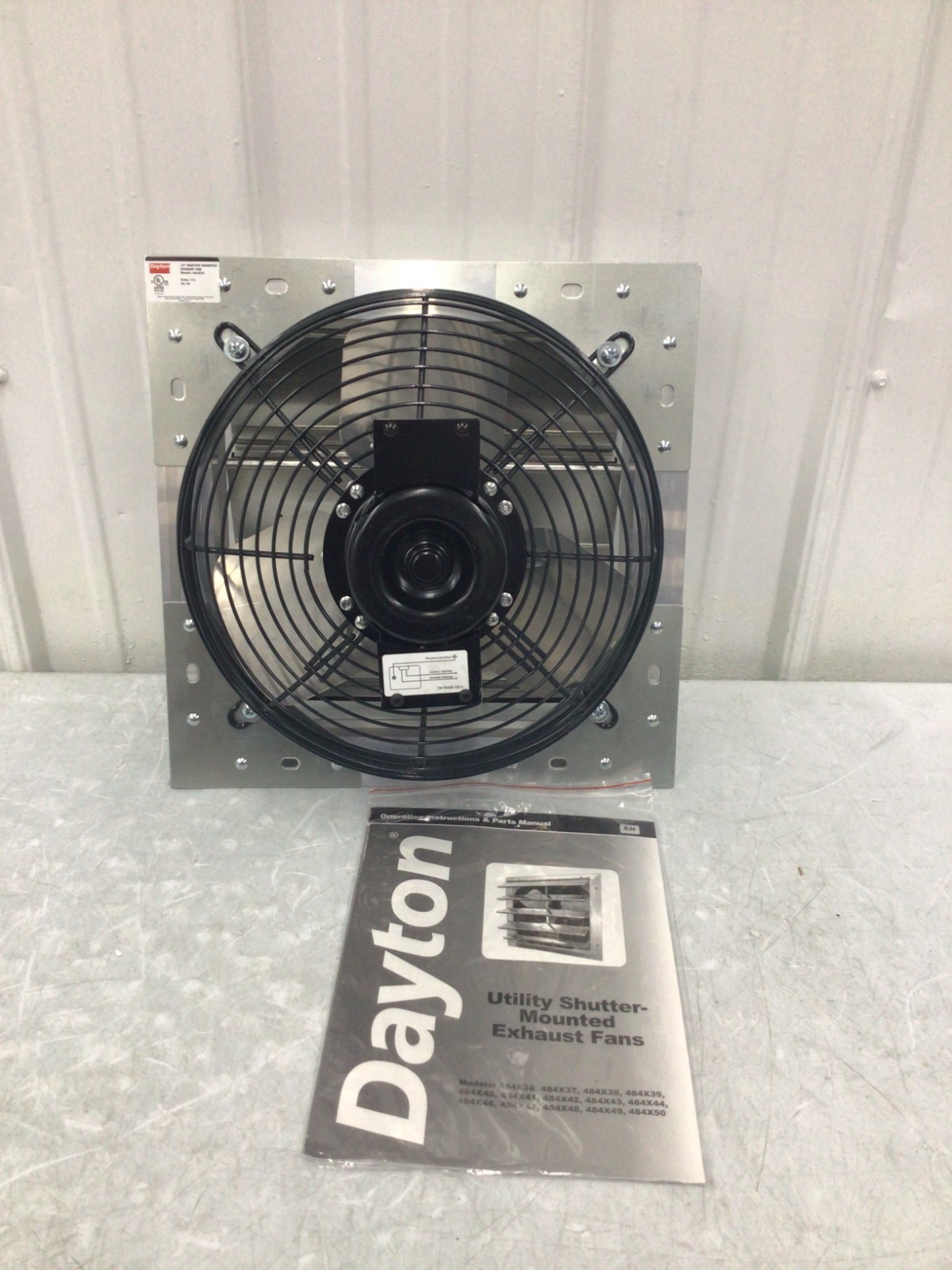 DAYTON – 484X38 Shutter Mount Exhaust Fan 12 in Blade Totally Enclosed 1/15 hp