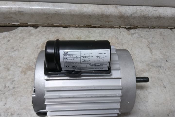Dayton A750-8VE 1 HP 825 RPM 115/208-230VAC Split-Phase Agricultural Fan Motor