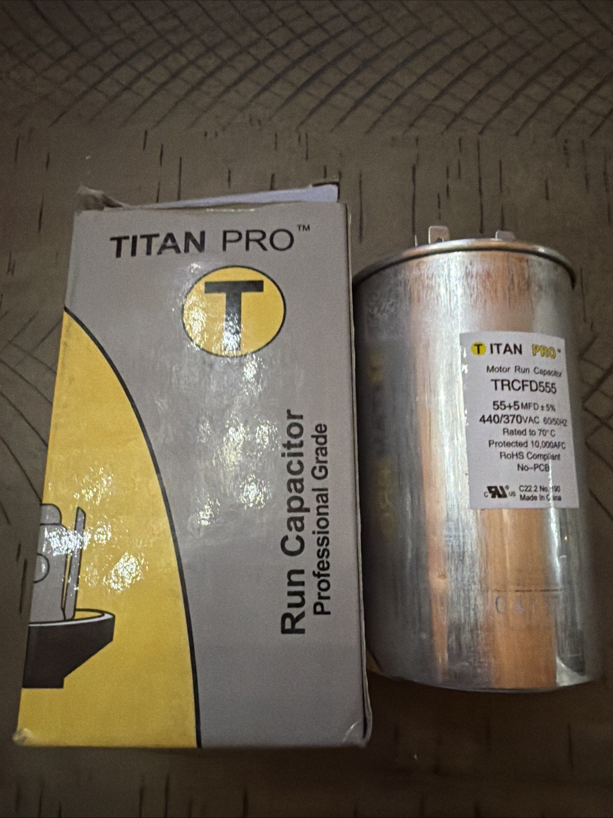 Titan Pro TRCFD555 Round Dual Run Capacitor 55+5 MFD 440/370 VAC HVAC