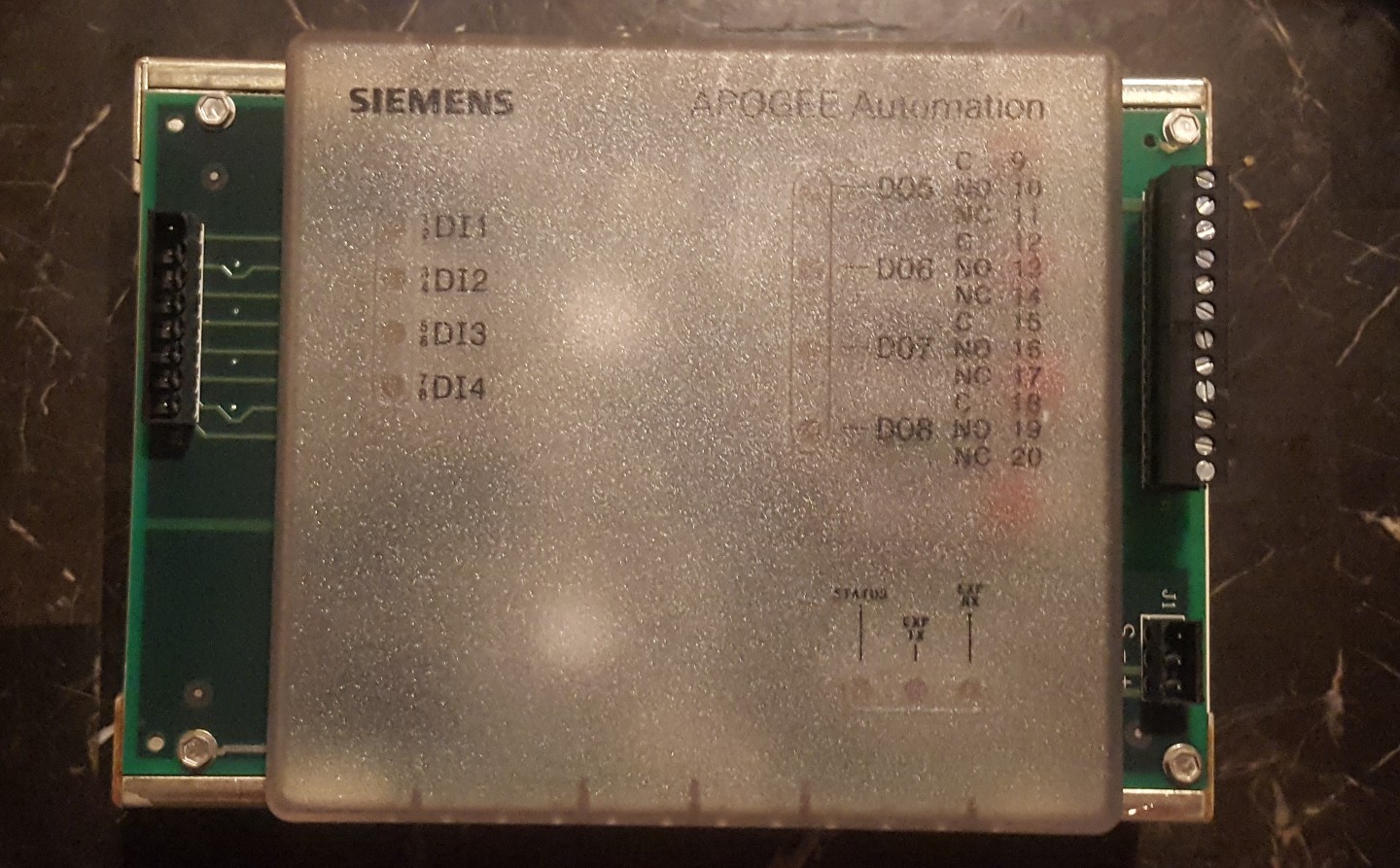 SIEMENS SYSTEM 600 APOGEE 549-201 MODULAR EQ CONTROLLER DIGITAL POINT BLOCK