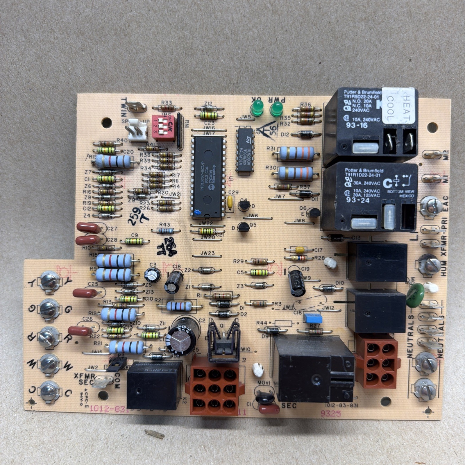 Rheem Ruud Weather King 1012-831 Furnace Fan Control Circuit Board 62-22694-11