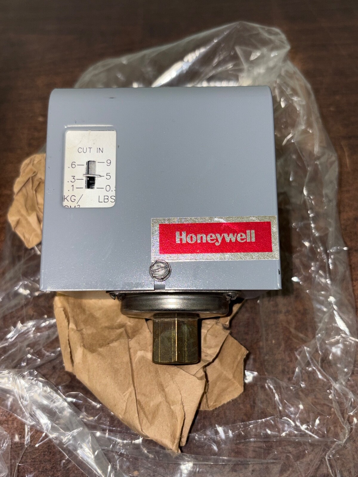 SID HARVEYS C354R HONEYWELL PA404A PRESSURETROL CONTROLLER S5