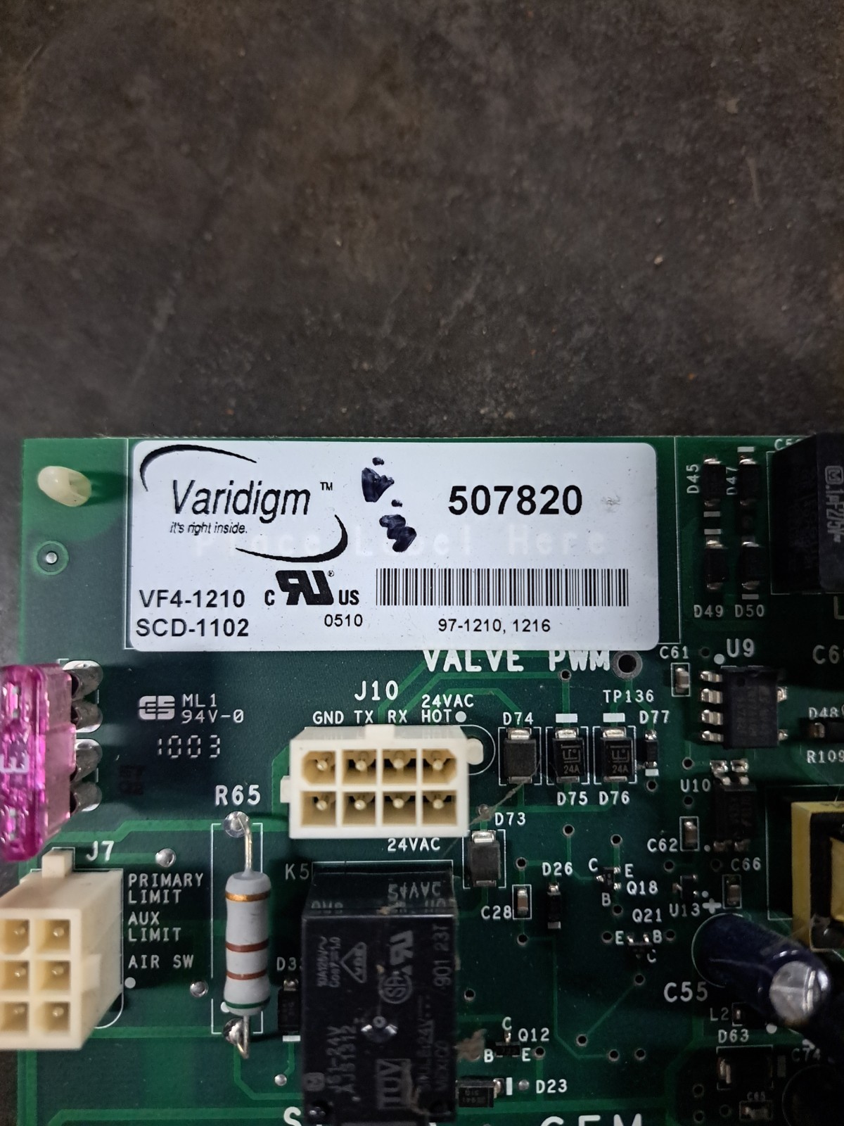 York Luxaire VARIDIGM 507820 Control Circuit Board SCD-1099 VF4-1210