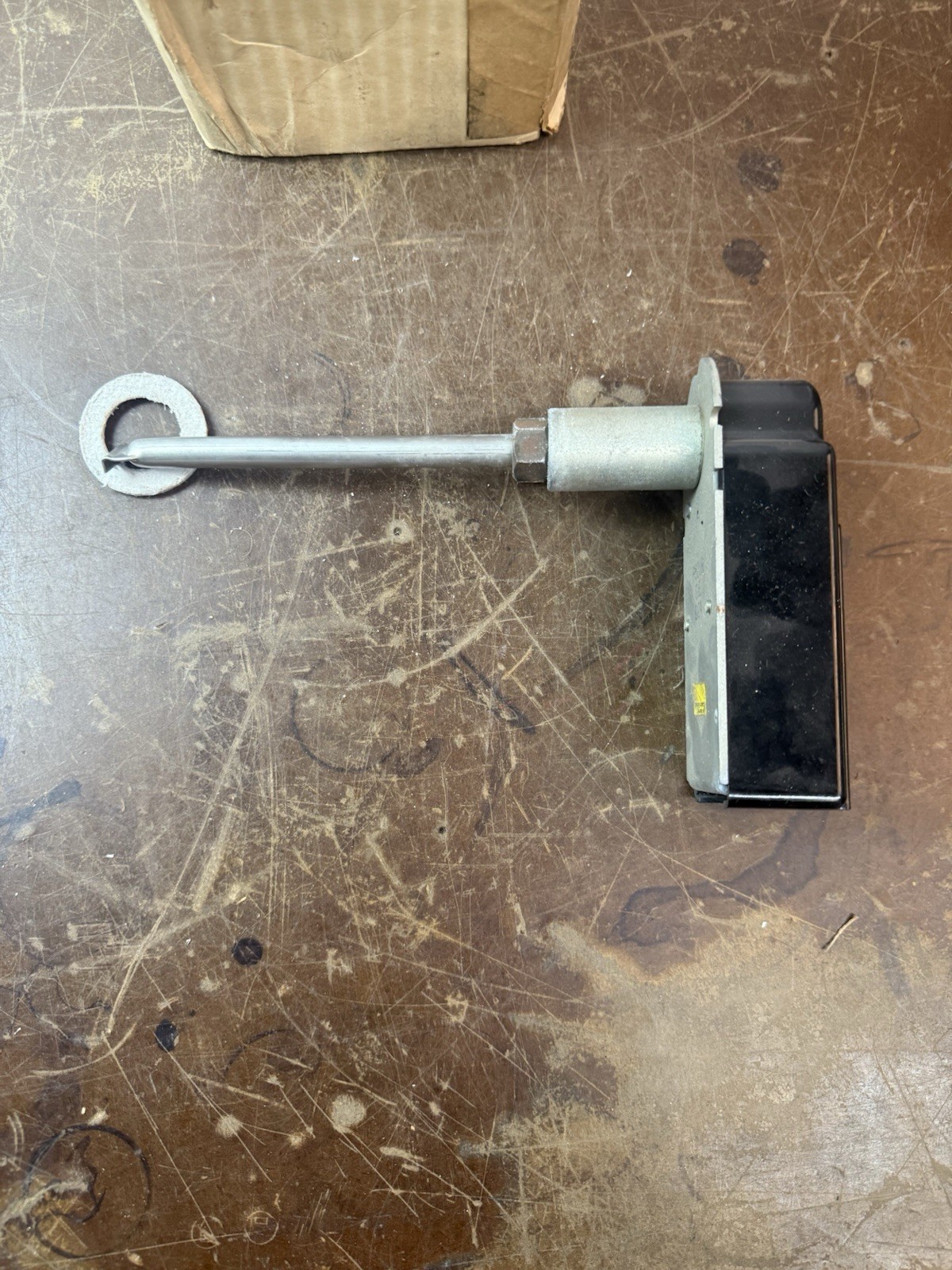 General Electric Flame Detector, P520R, MODEL D2A REMAN SID HARVEY C1