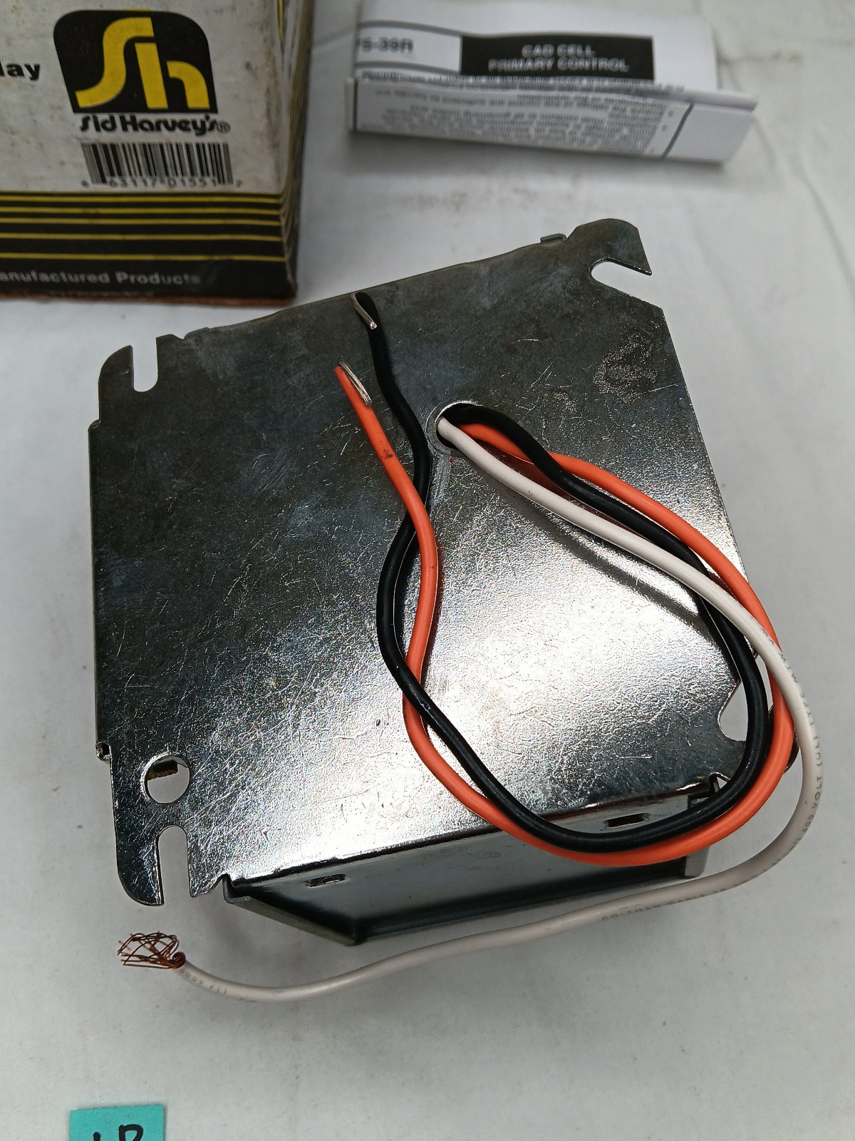 Sid Harvey’s R75-39R, Honeywell R8184G Burner Control CAD Cell Relay, 45 Sec.
