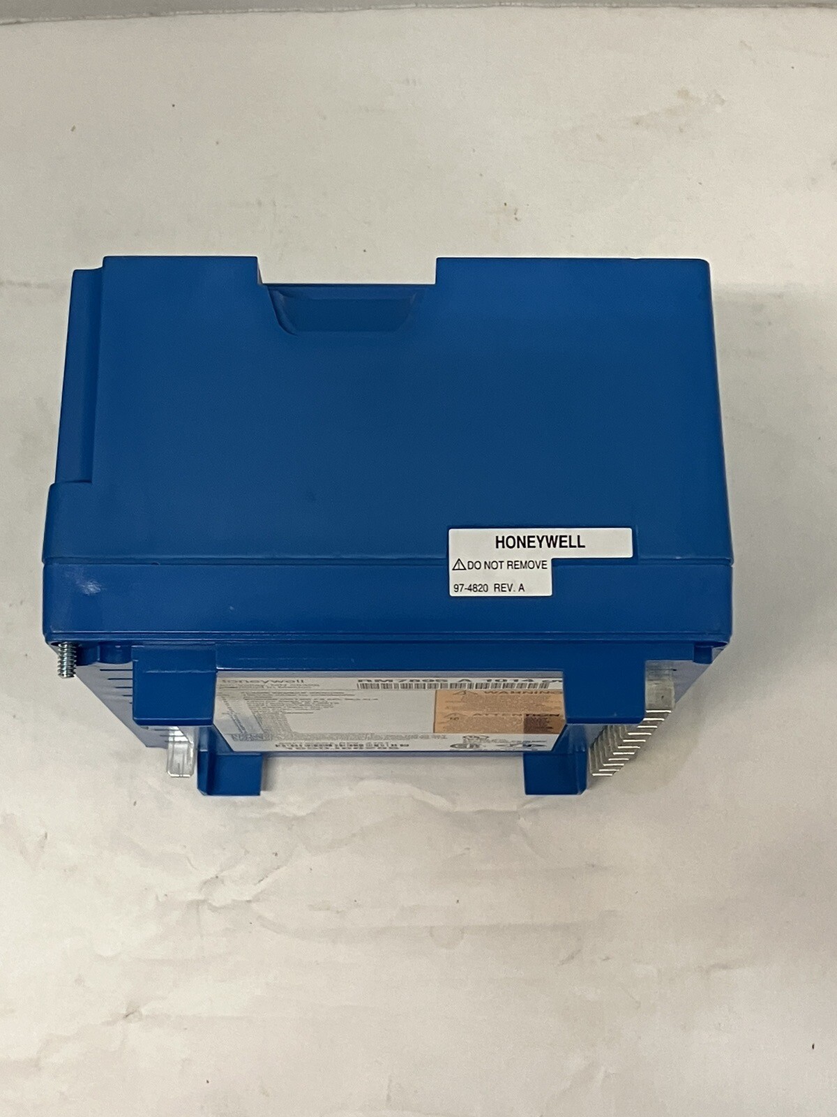 Honeywell RM7895A1014 Burner Control with ST7800A1039 30 Second Purge Timer