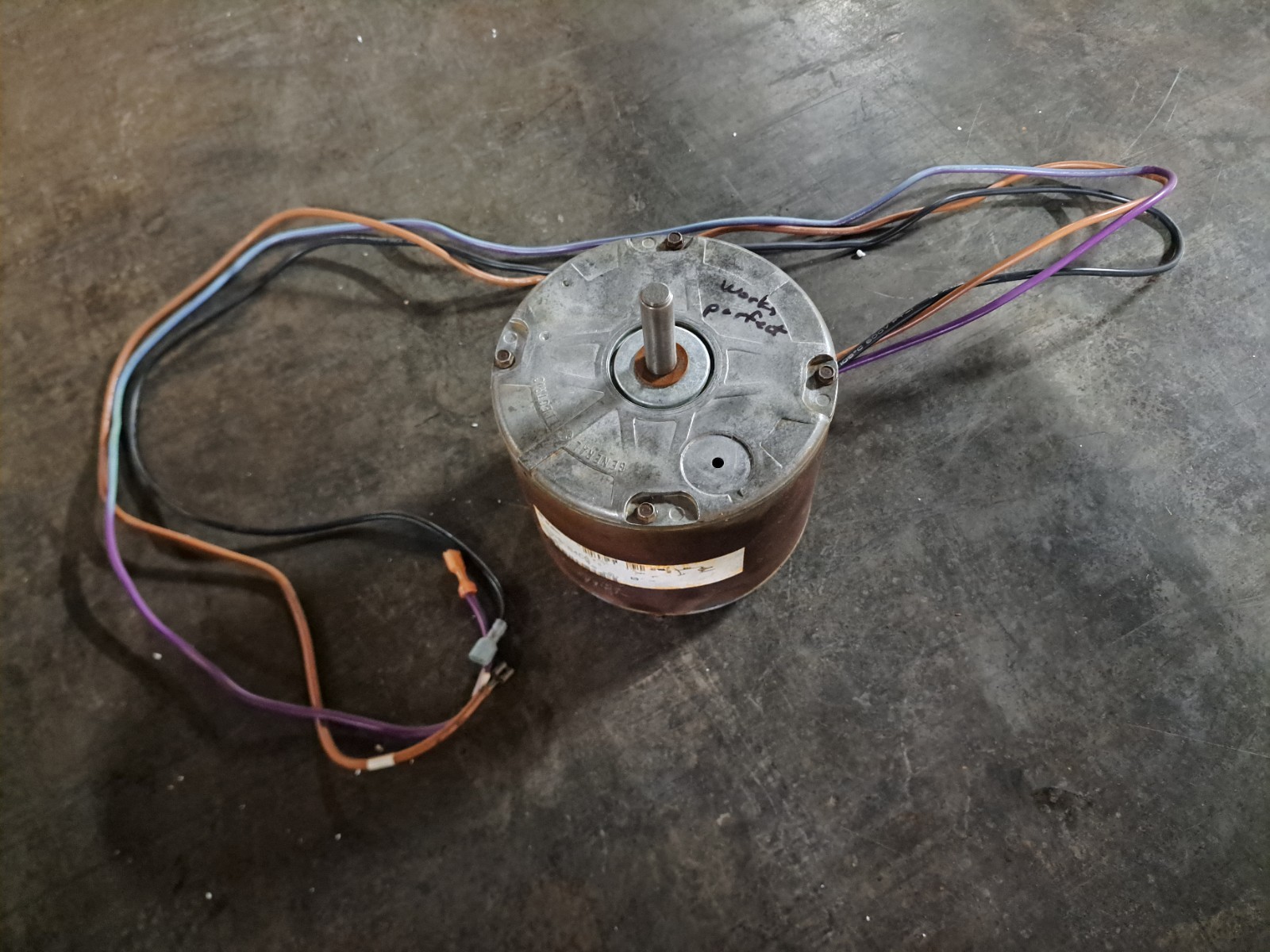 Goodman 10584313 10584313S 5KCP39HFS264CS 1/4HP 208-230V Condenser Fan Motor ♧