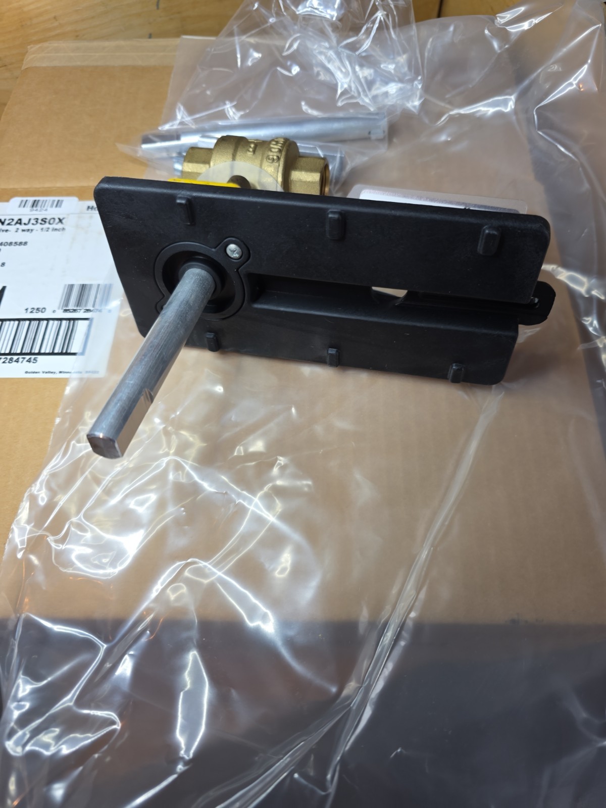 Honeywell VBN2AJ3S0X Ball Valve 2 Way 1/2 In NEW *WE*SHIP*TODAY*