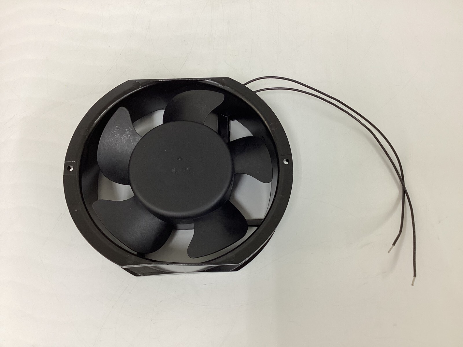 DAYTON 2RTK7 Standard Oblong Axial Fan: 6 3/4 in Ht, 2 in Dp, 124/112 cfm, IP20,