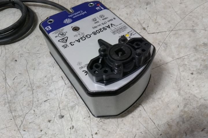 Johnson Controls VA9208-GGA-3 24VAC 70 In-Lb Electric Ball Valve Actuator (C)