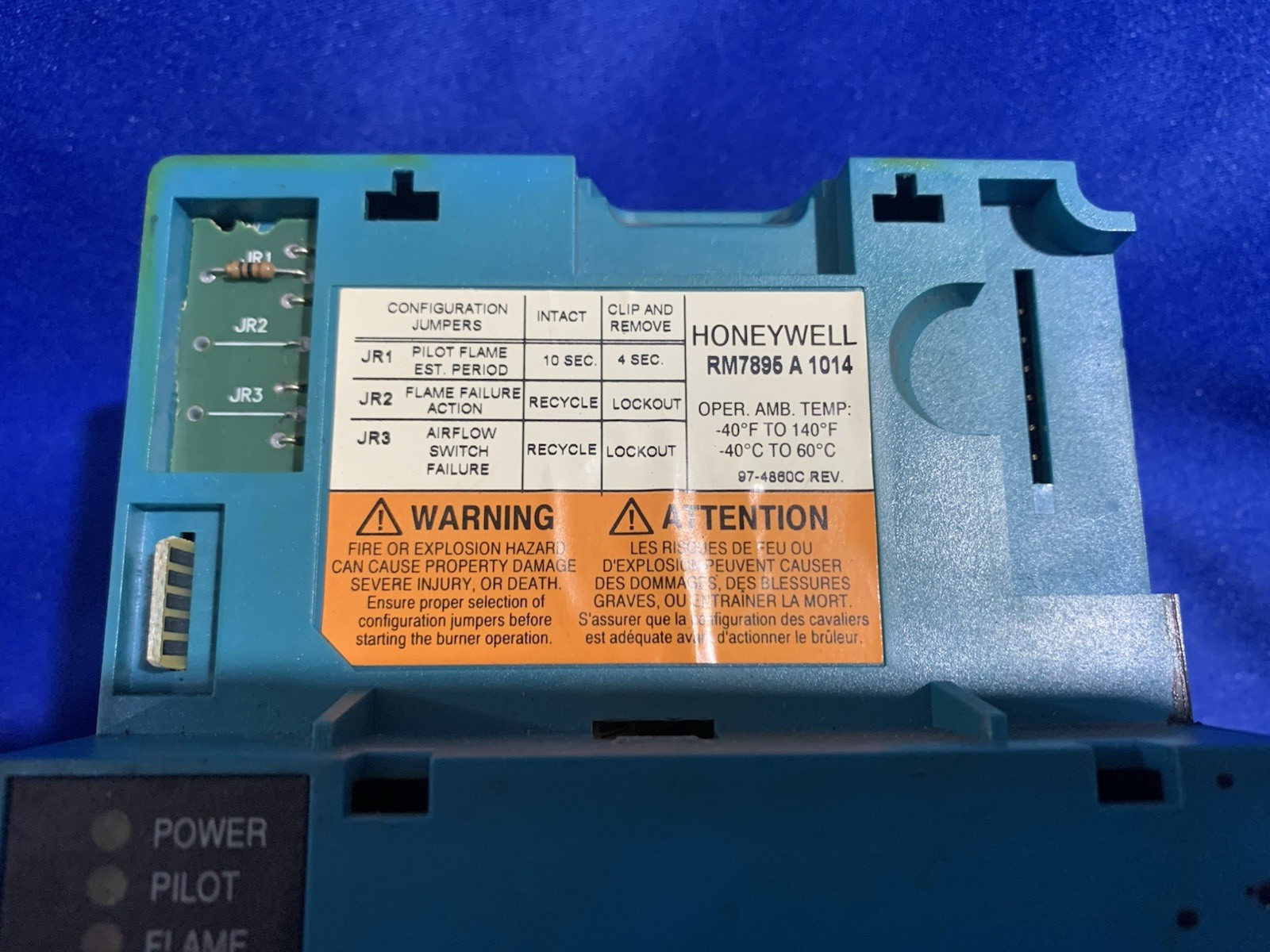 Honeywell RM7895A1014 Burner Control AC On-Off Primary Control – Untested – Read