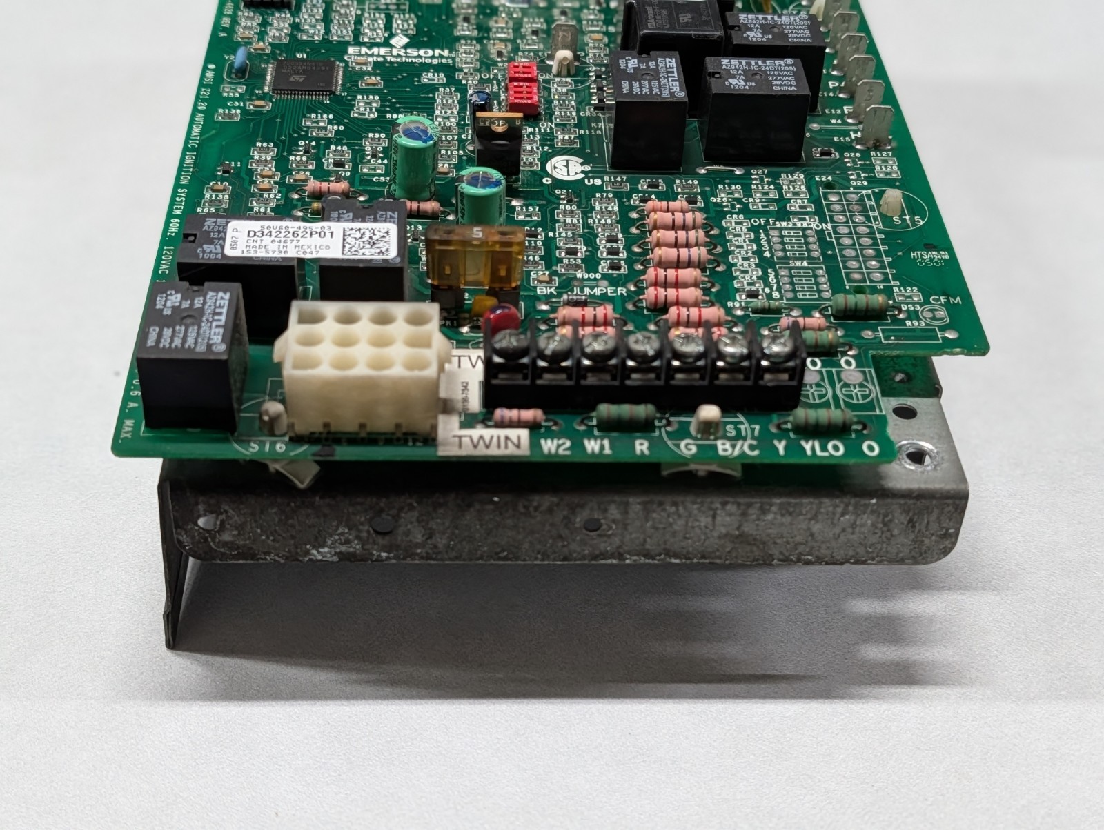 TRANE American Standard 50V60-495-03 Circuit Board D342262P01 used