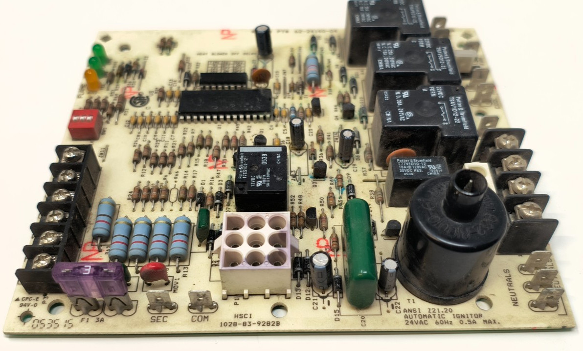 62-24140-02 WORKING TESTED 622414002 Furnace Control Board 1028-928