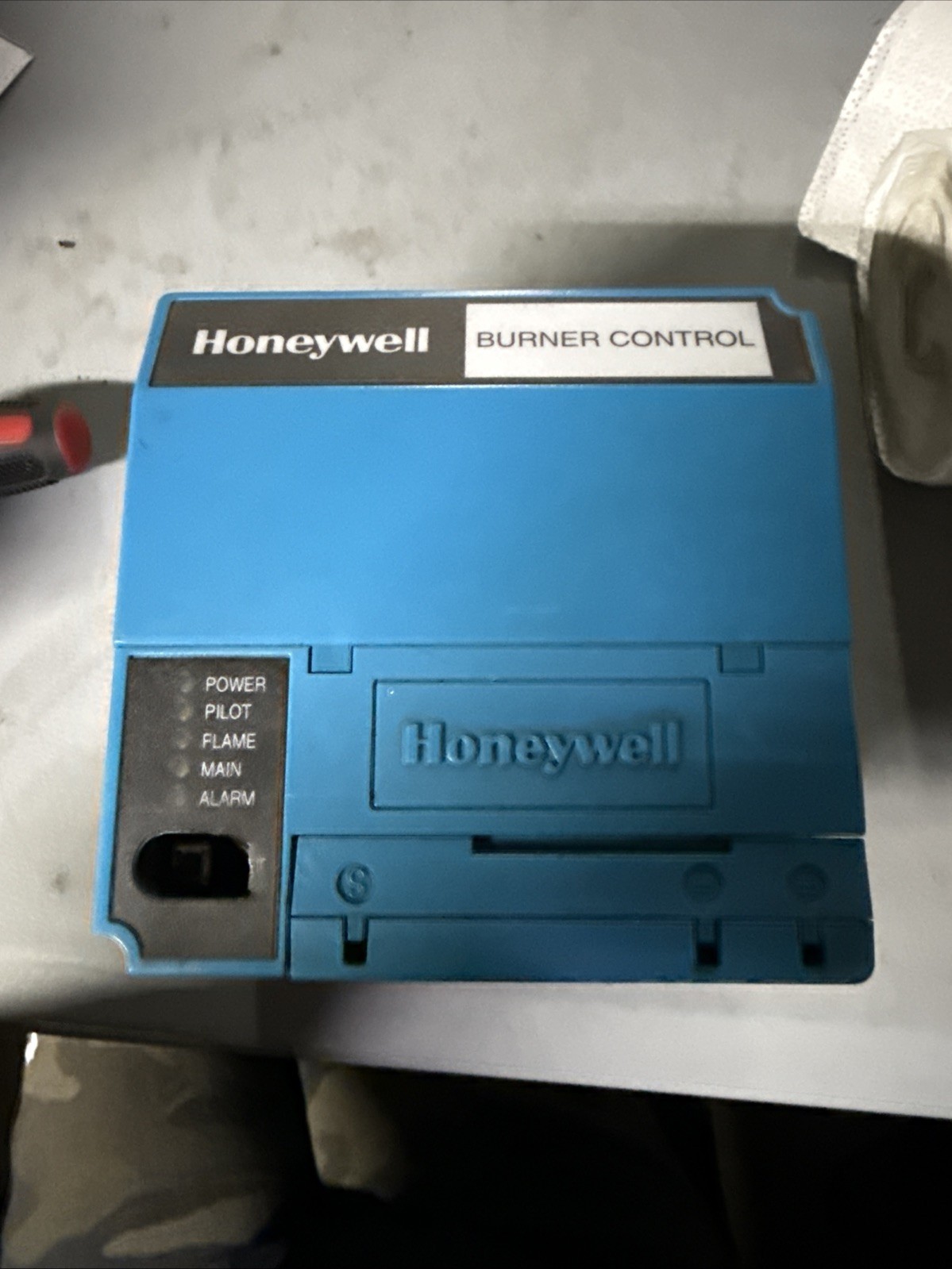 Honeywell RM7890A1015 Burner Control 120V