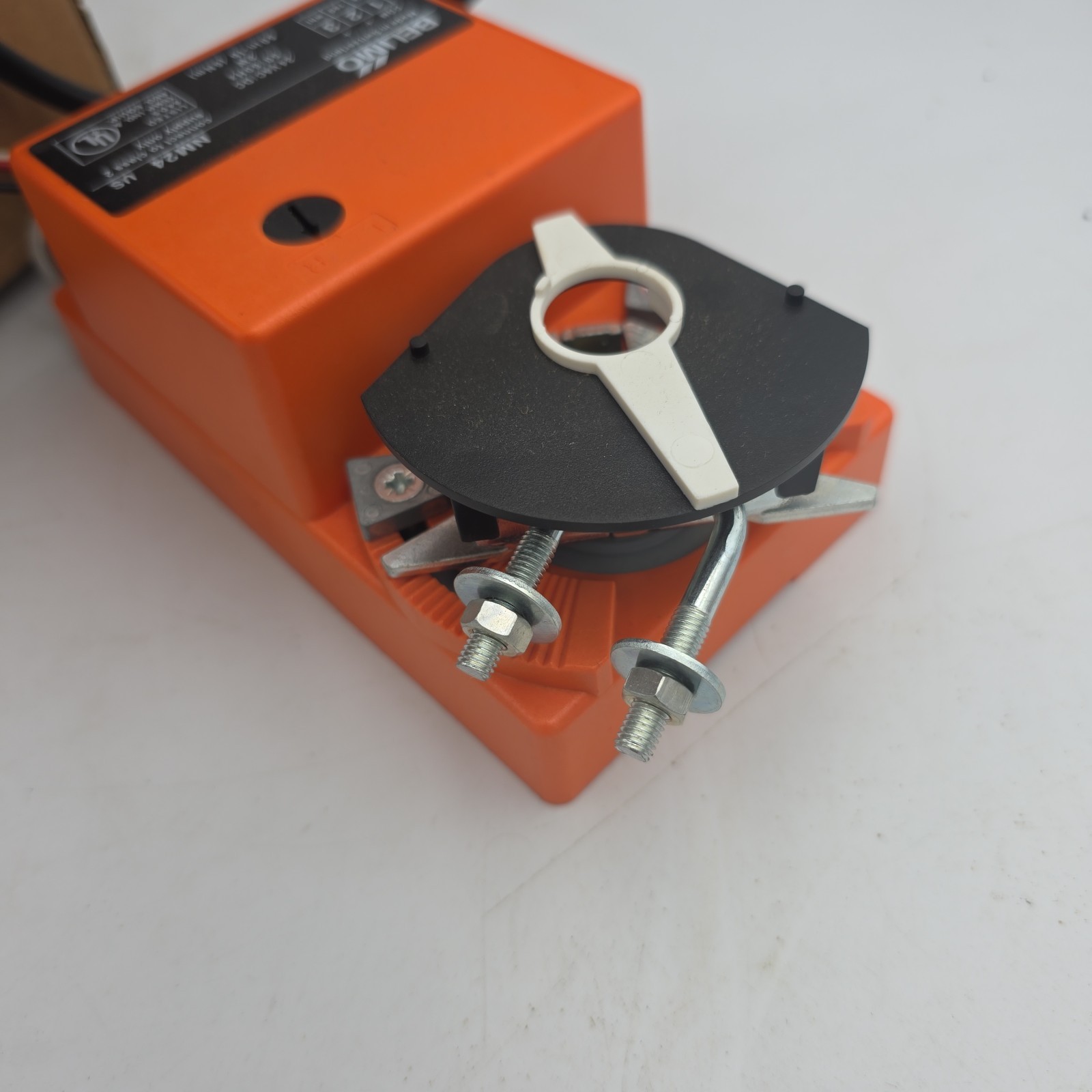 NEW IN BOX – Belimo NM24 US Actuator 24 V AC/DC 50 in-lb (6 Nm) Switzerland