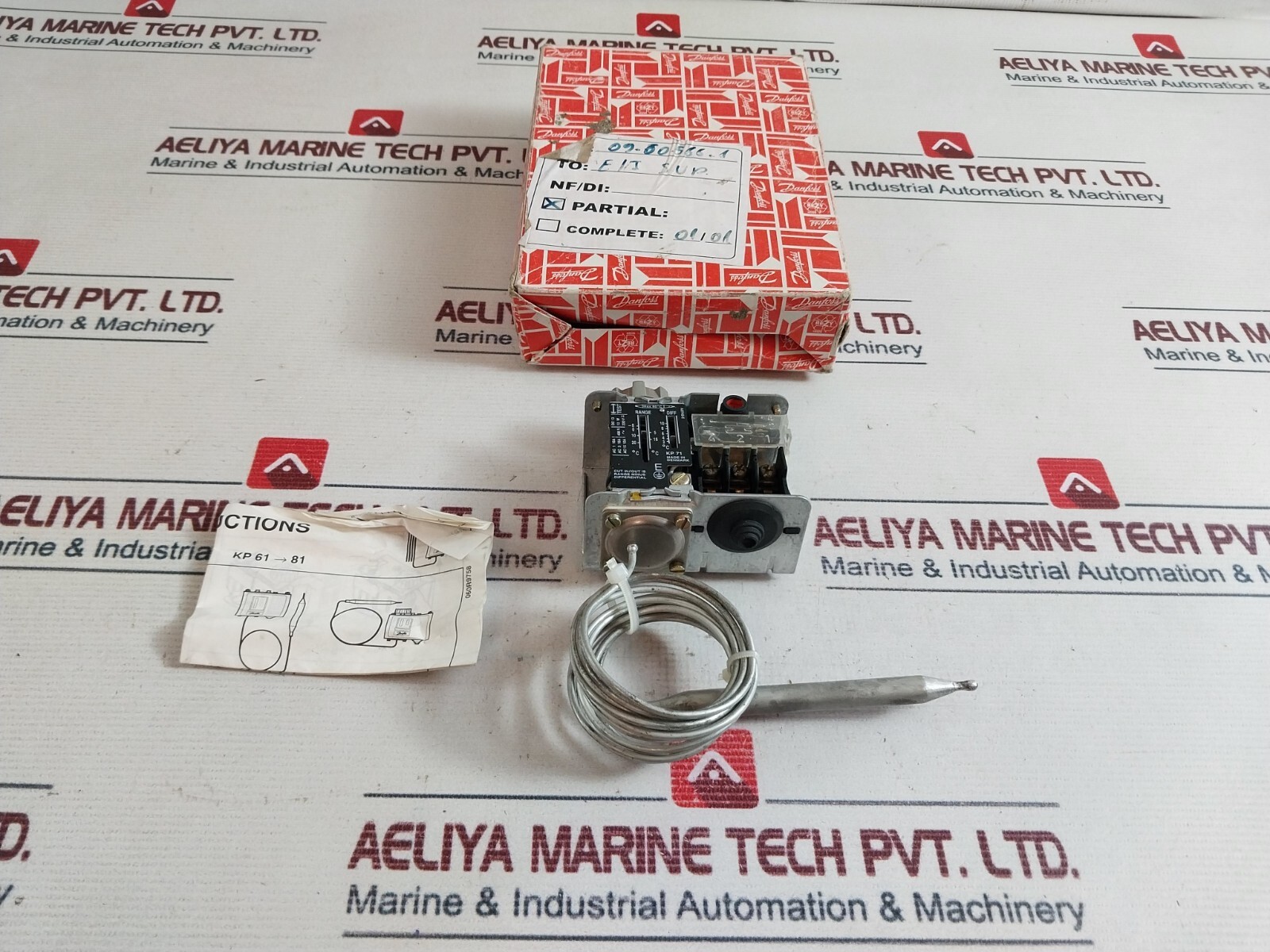 DANFOSS KP 71 Cooler Thermostat 400V 2m Capillary Tube A0745-E