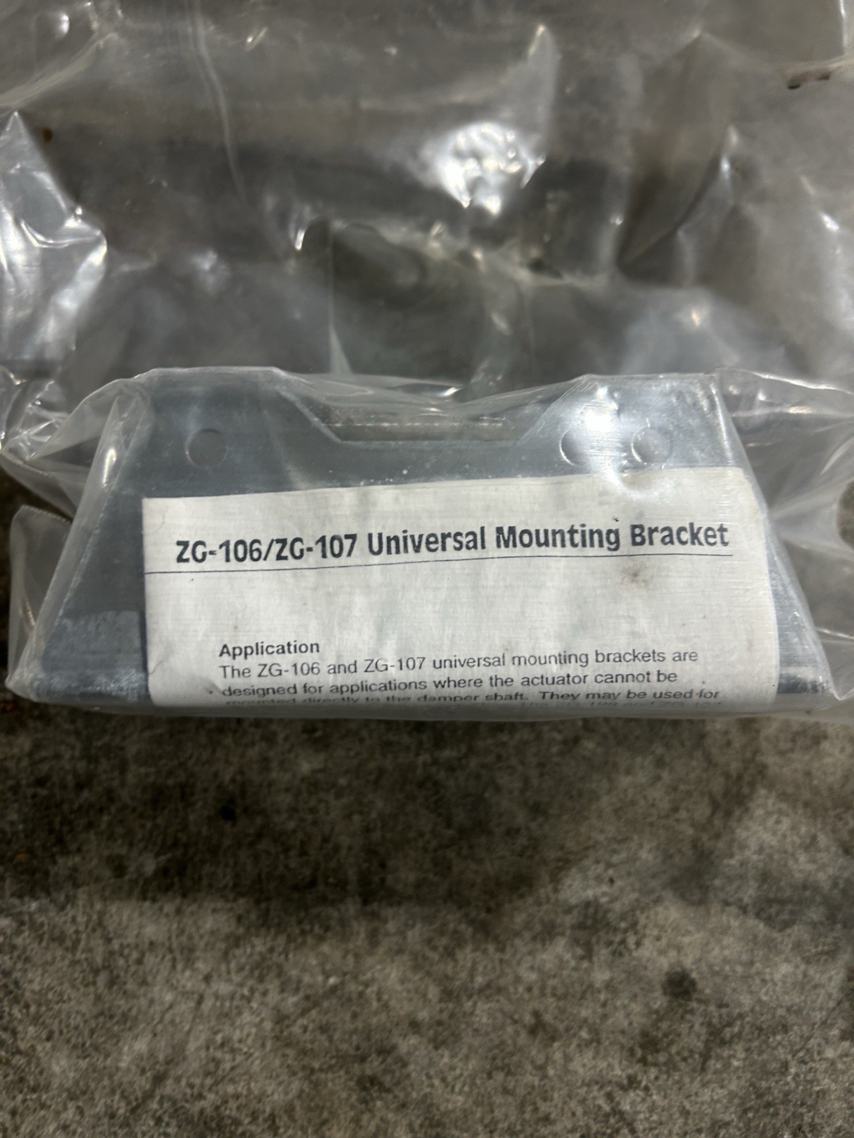 7…ZG-106 Belimo Universal Mounting Bracket Channel For AF/NF Actuators Retro