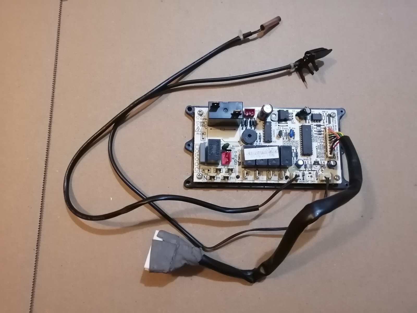 Frigidaire Air Conditioner Main Control Board FRA155T1