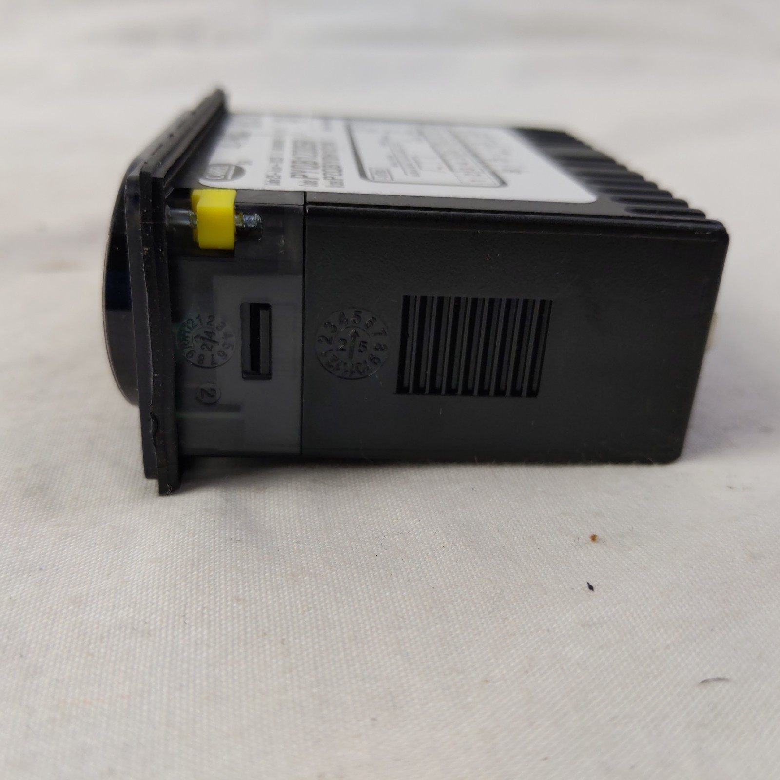 CAREL ELECTRONIC CONTROLLER Model PZQBY0H121K