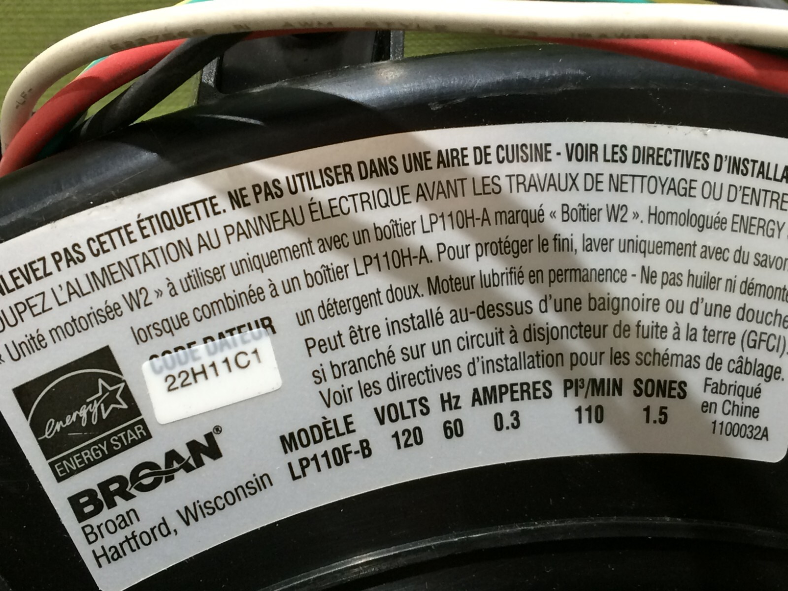 Broan LP110F-B Black Exhaust Ventilation Fan Energy Star 0.3 Amp 120 Volt 60Hz