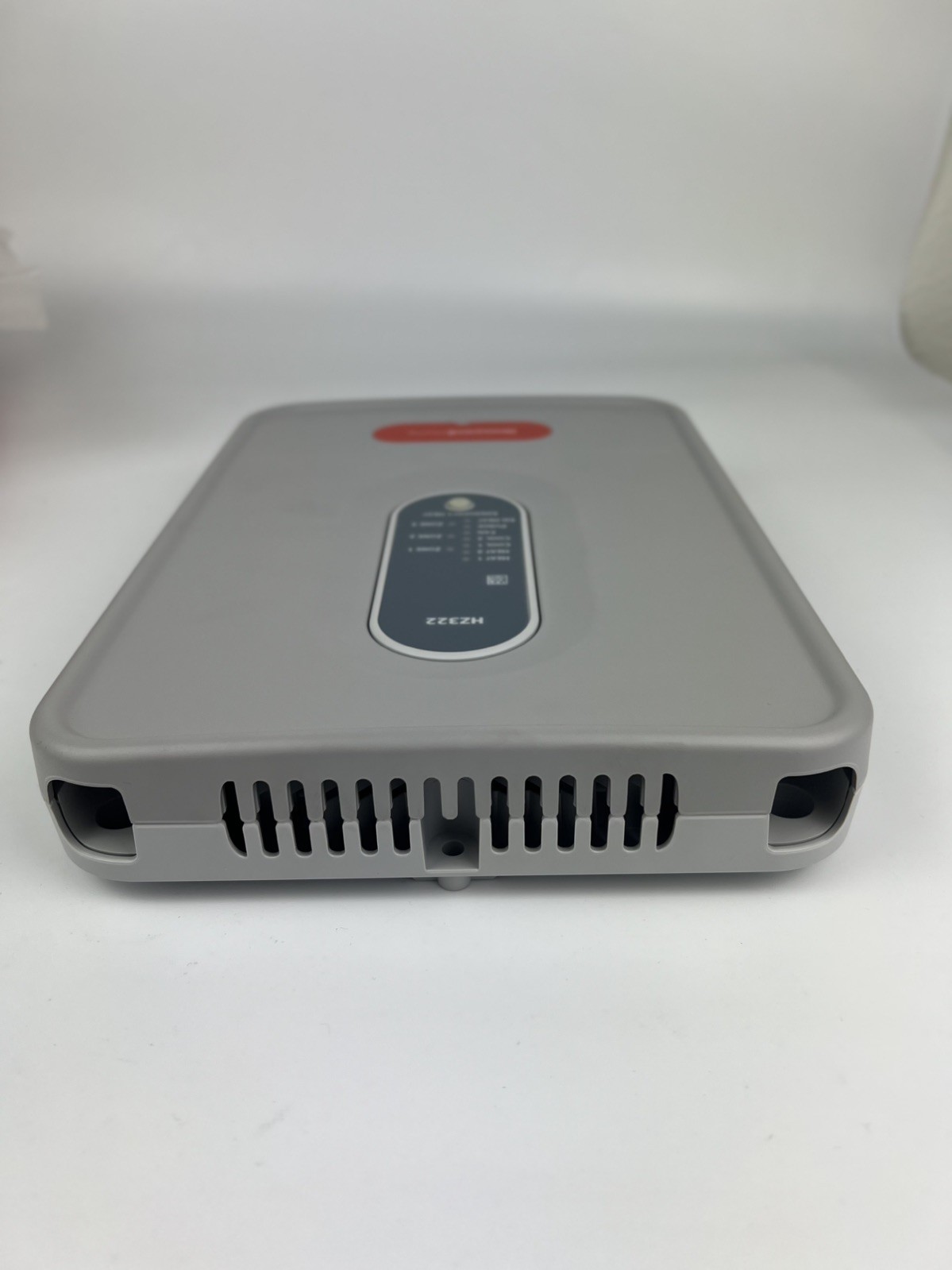 Honeywell Home HZ322 System Truezone Panel – For Parts Only –