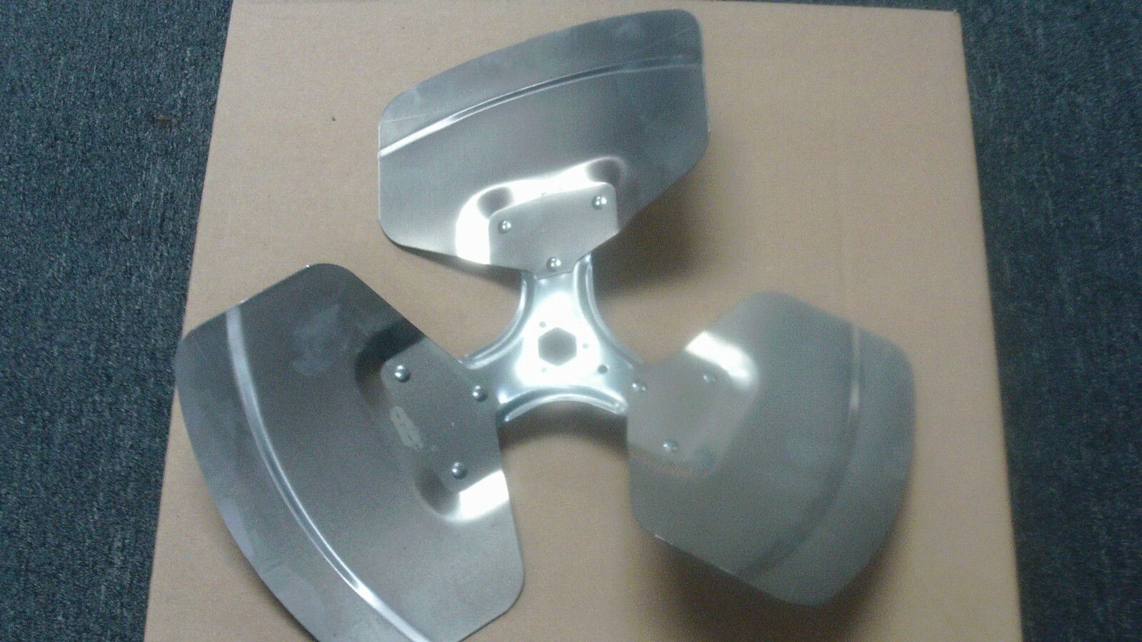 REVCOR Universal Replacement Fan Blade R31806