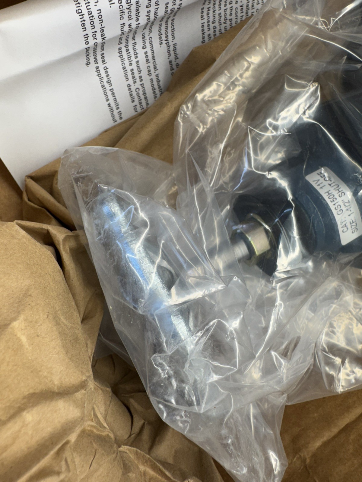 Hansen GS150H 1-1/2″ NH3 Shut-off Valve Angle, Globe, Socket Weld, Handwheel NEW