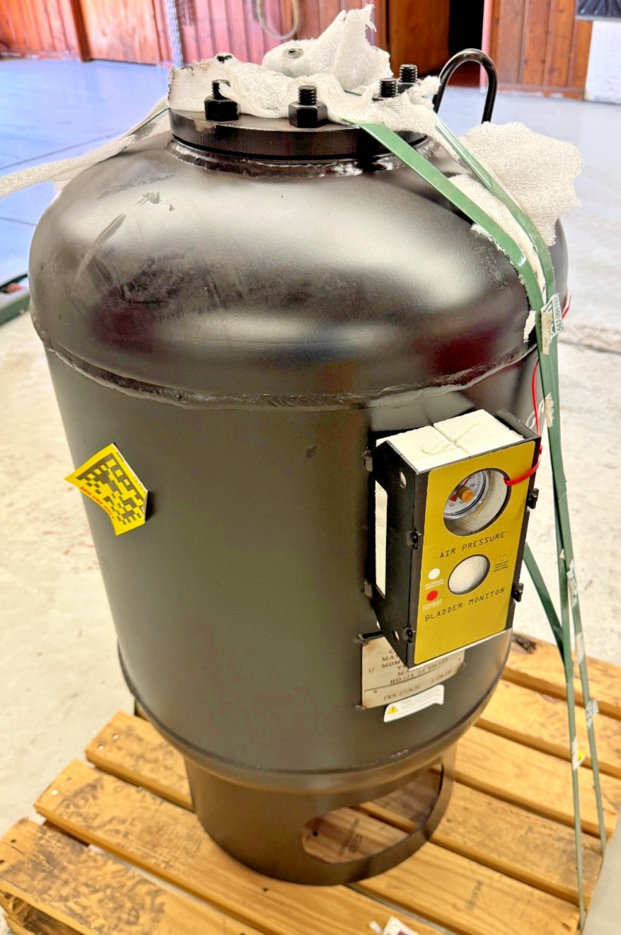 GRUNDFOS GFXA-130 Thermal Expansion Tank, 35-Gallon, ASME Code Vessel