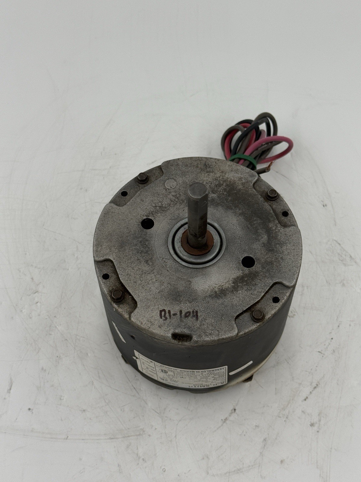 A.O.Smith F48E06A48 1/4 HP 208-230 V 1100 RPM Condenser FAN MOTOR 024-26020-000