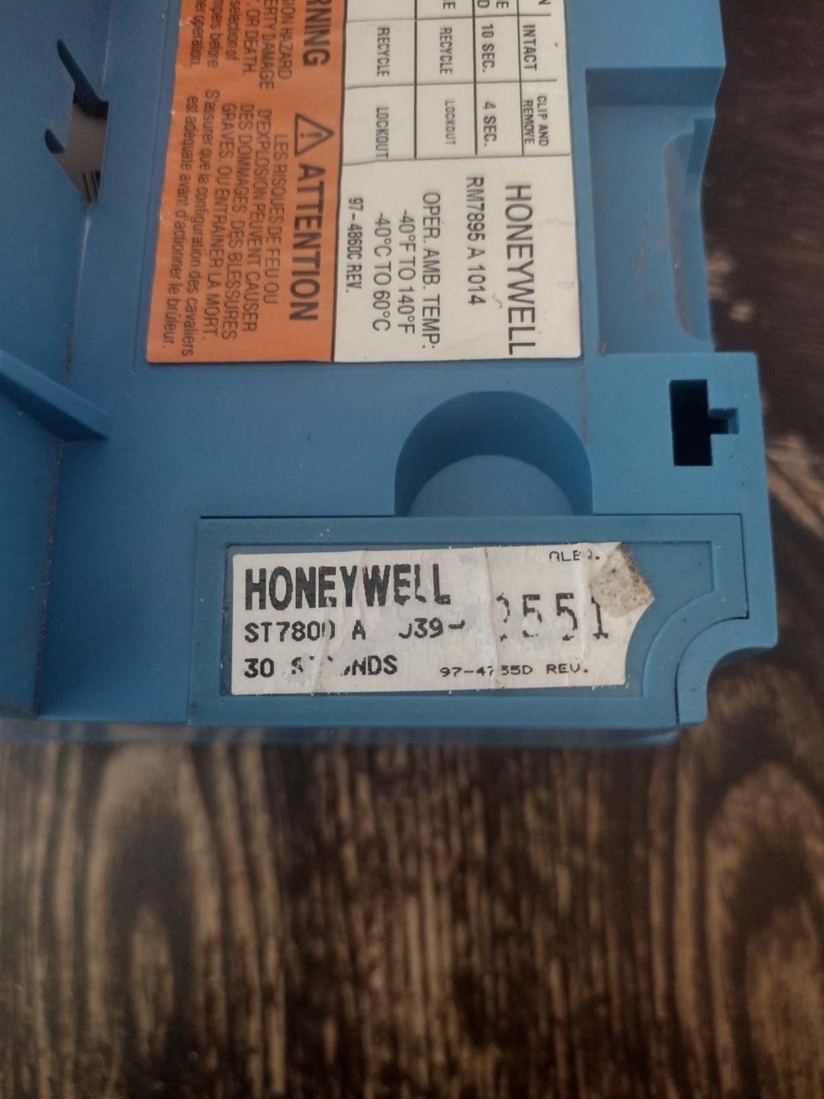 Honeywell RM7895 A 1014 Burner Control Complete System Tested Working