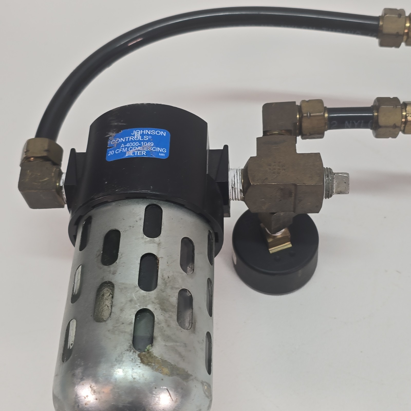 JOHNSON CONTROLS Coalesing Filter A-4000-1049 G-2010-24 Pressure Gauge & Bypass